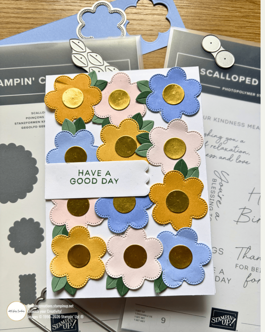 Simple Two-Toned Scalloped&nbsp;Flowers